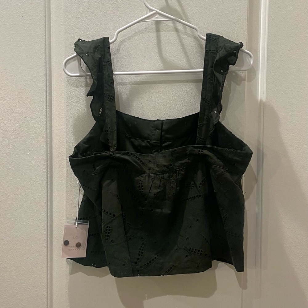 NEW…LC Lauren Conrad Button Front Eyelet Ruffle Strap Top - Picture 4 of 4
